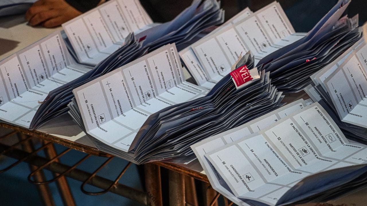 Claves de las elecciones parlamentarias: los cinco pactos inscritos que pelearán por su representación en el Congreso