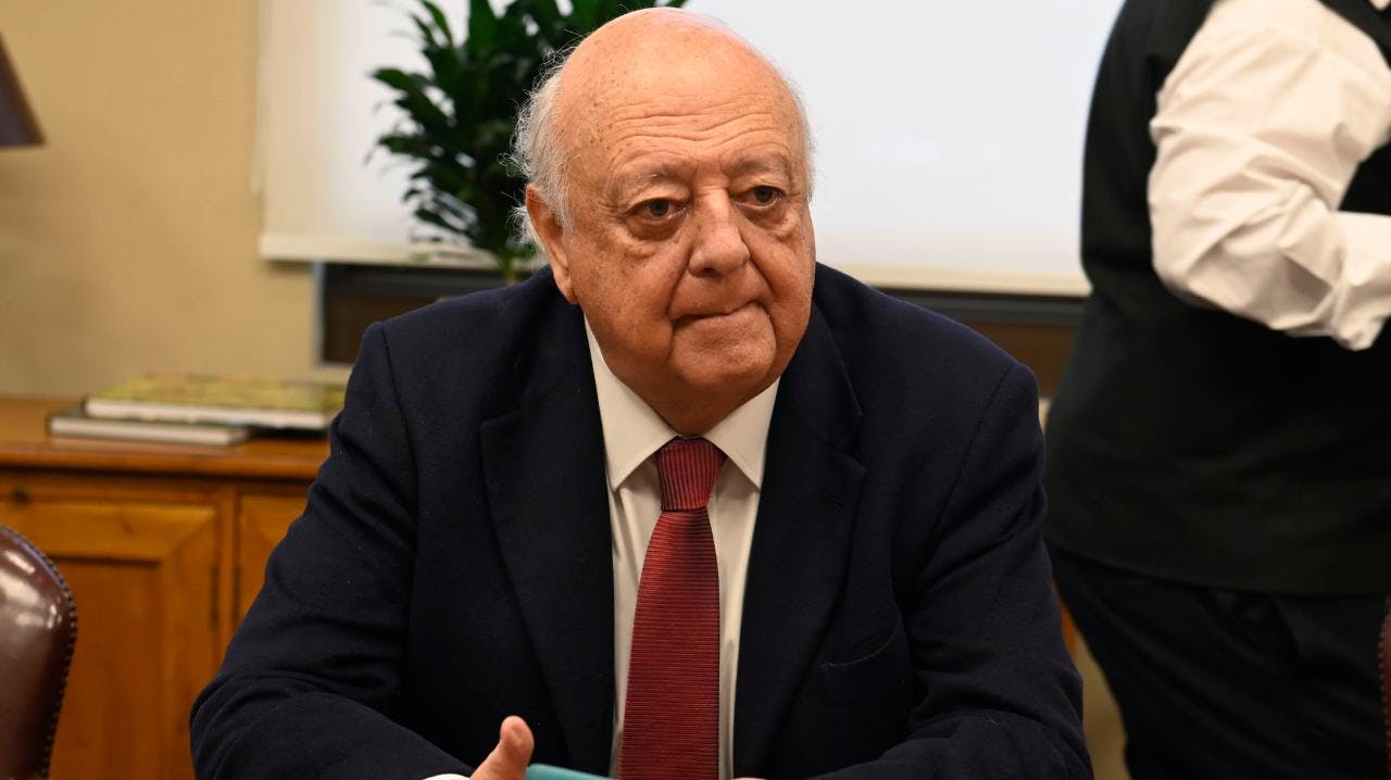 Embajador de Chile en Argentina por incidentes en partido U de Chile e Independiente: "Conmebol es quien tiene un papel clave"