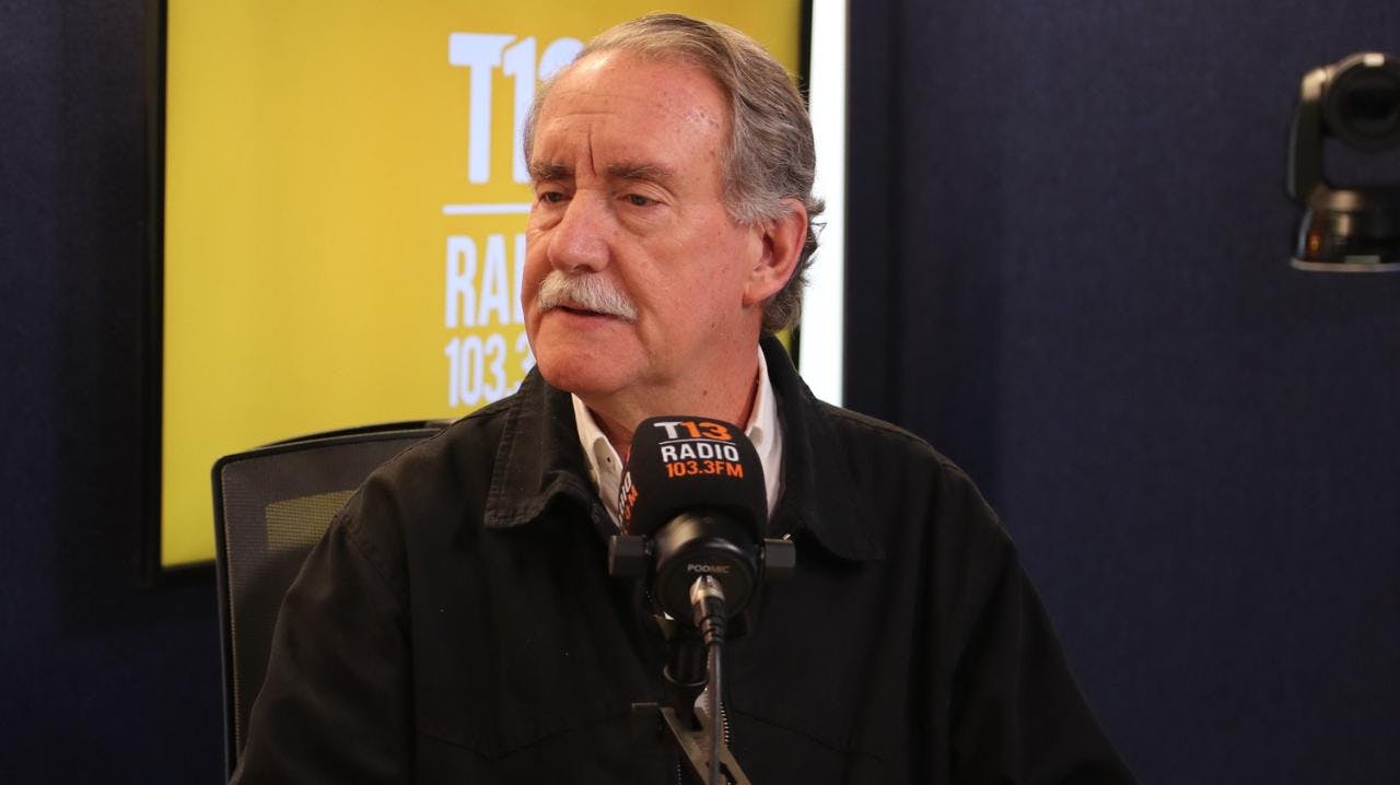 Eduardo Artés por presidenciales: "Un gobierno de Kast, con Kaiser serían las mismas, simplemente traería conflicto social por los recortes que harían"