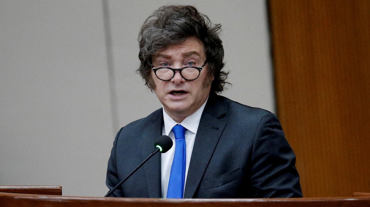 El secretario del Tesoro de Estados Unidos entregó un respaldo a Argentina y lo calificó como un "aliado sistemáticamente importante"