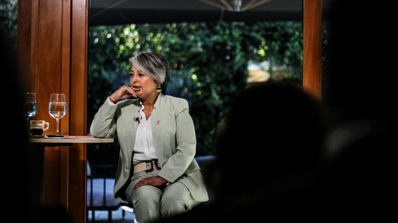 Jeannette Jara arremete contra el Banco Central por informe sobre mercado laboral: "Lo encuentro curioso"