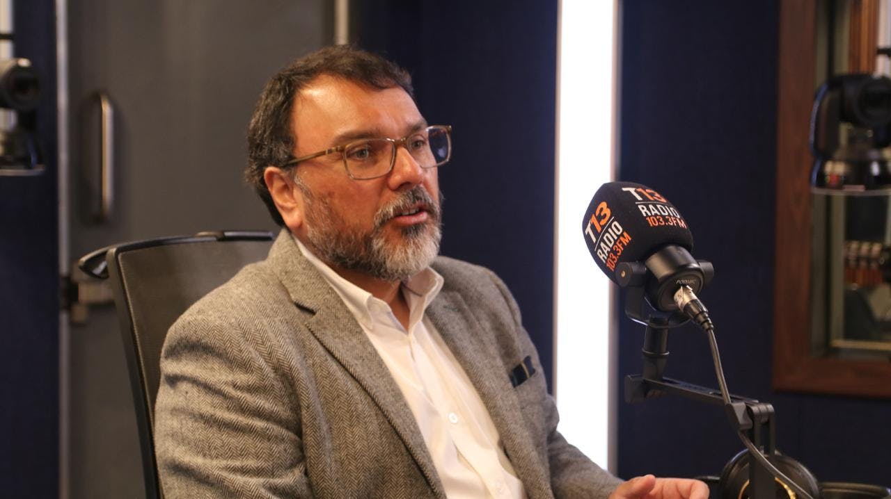 Académico U. Andes por bots en campañas electorales: “El uso de esta estrategia erosiona la confianza y opinión pública”