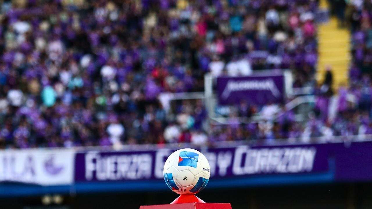 Cómo se jugará el fútbol chileno a partir de 2026 tras los cambios acordados entre la ANFP y TNT Sports