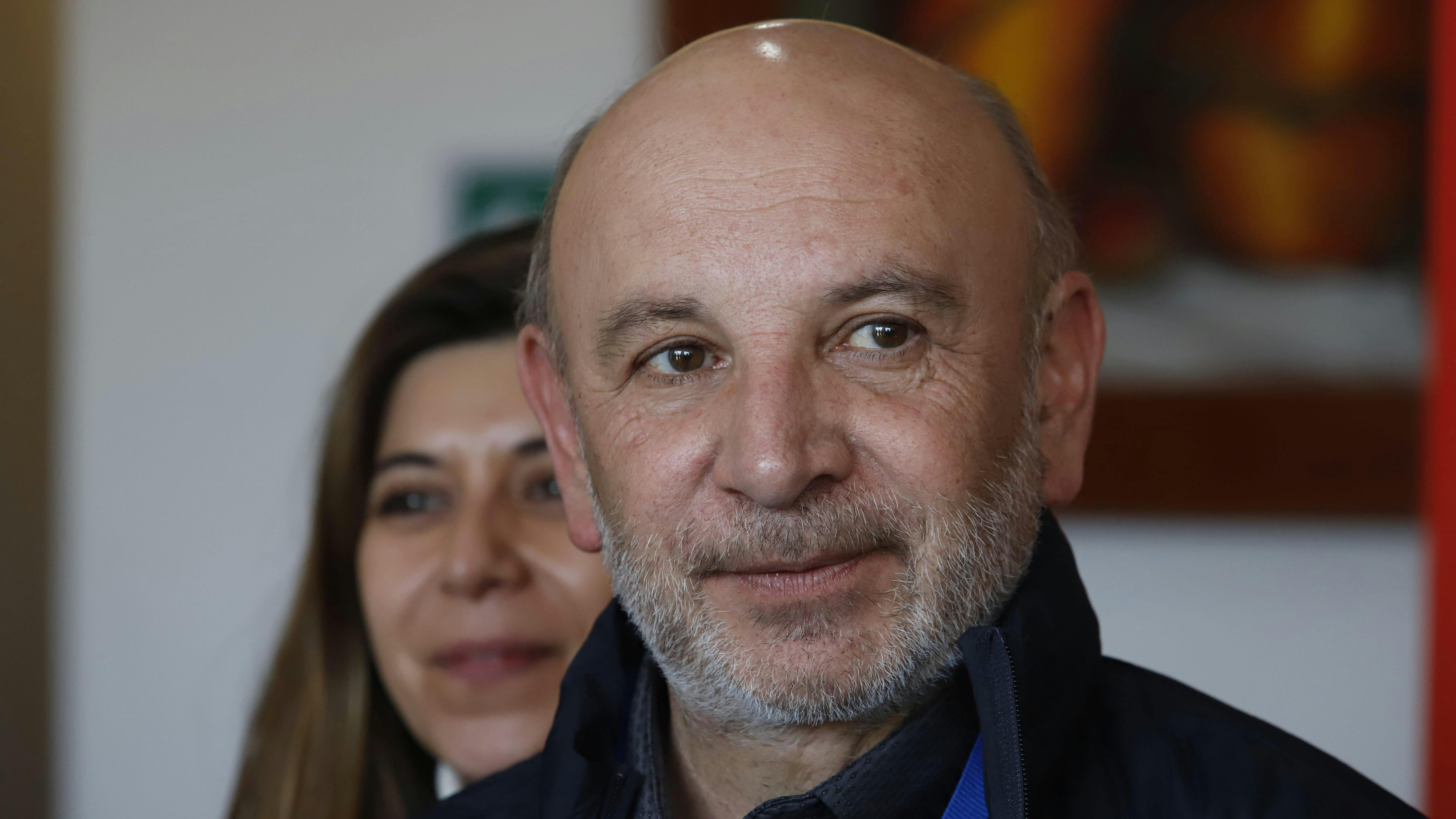 Senador Castro (PS) por errores en cuentas de luz: “Las empresas también guardaron silencio (...) Había un cobro exagerado, pero les beneficiaba a ellos”