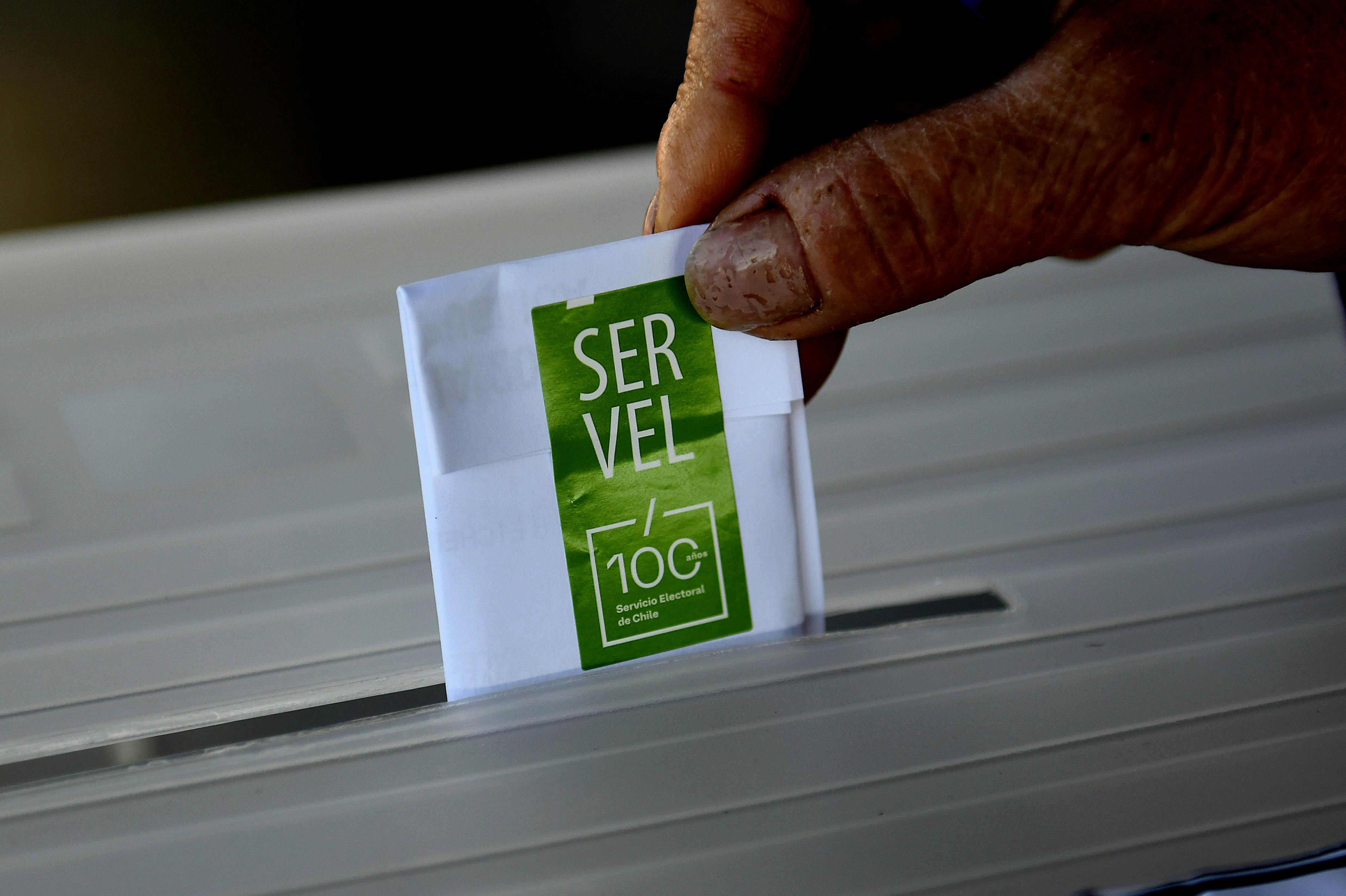 Candidaturas conversas: de ser independientes en elección de diputados 2021 a ser militantes de partido en 2025