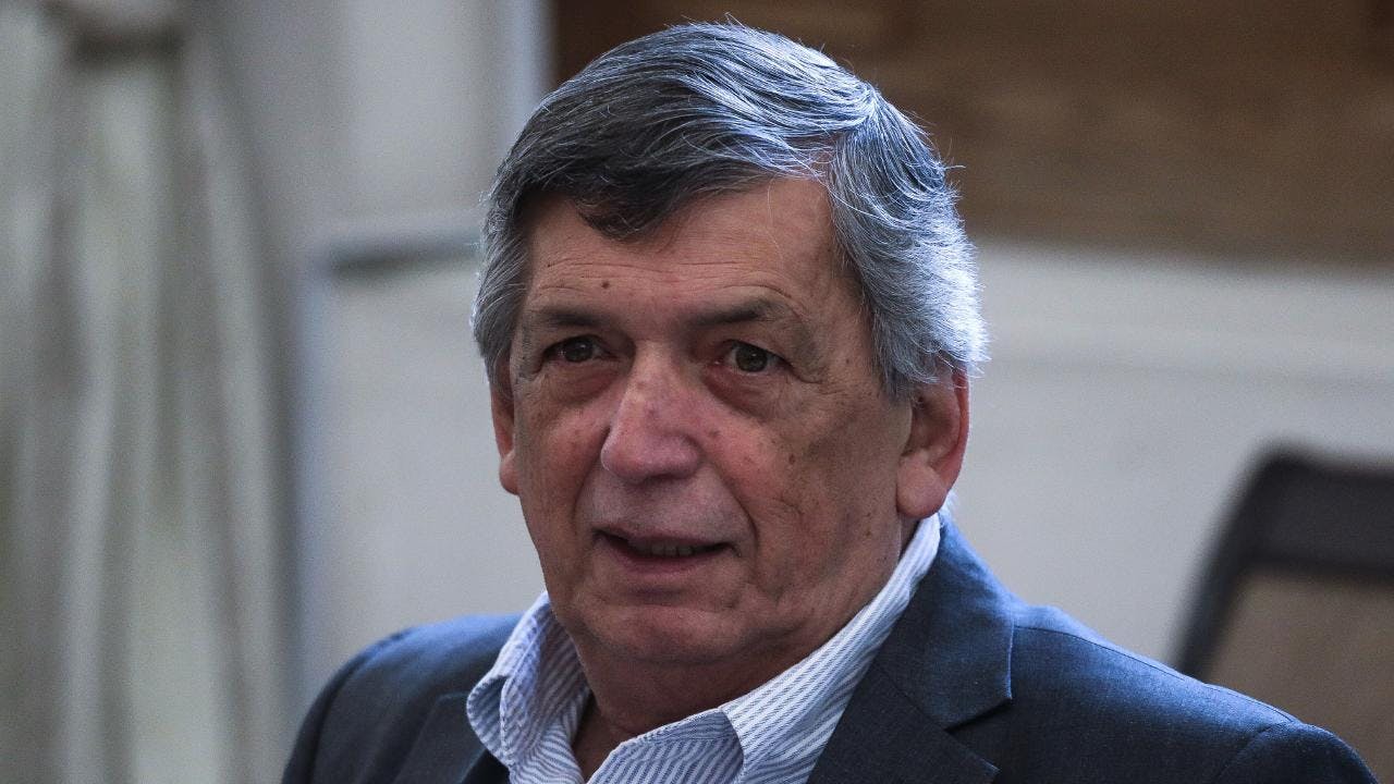 Lautaro Carmona y rol del PC en candidatura de Jara: el partido “está buscando ser un aporte y saberse uno más”