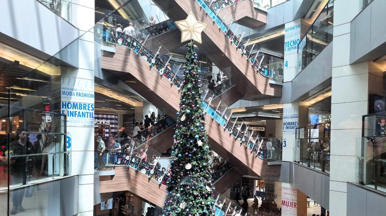 Cómo funcionará el comercio este fin de semana largo por el feriado del 8 de diciembre