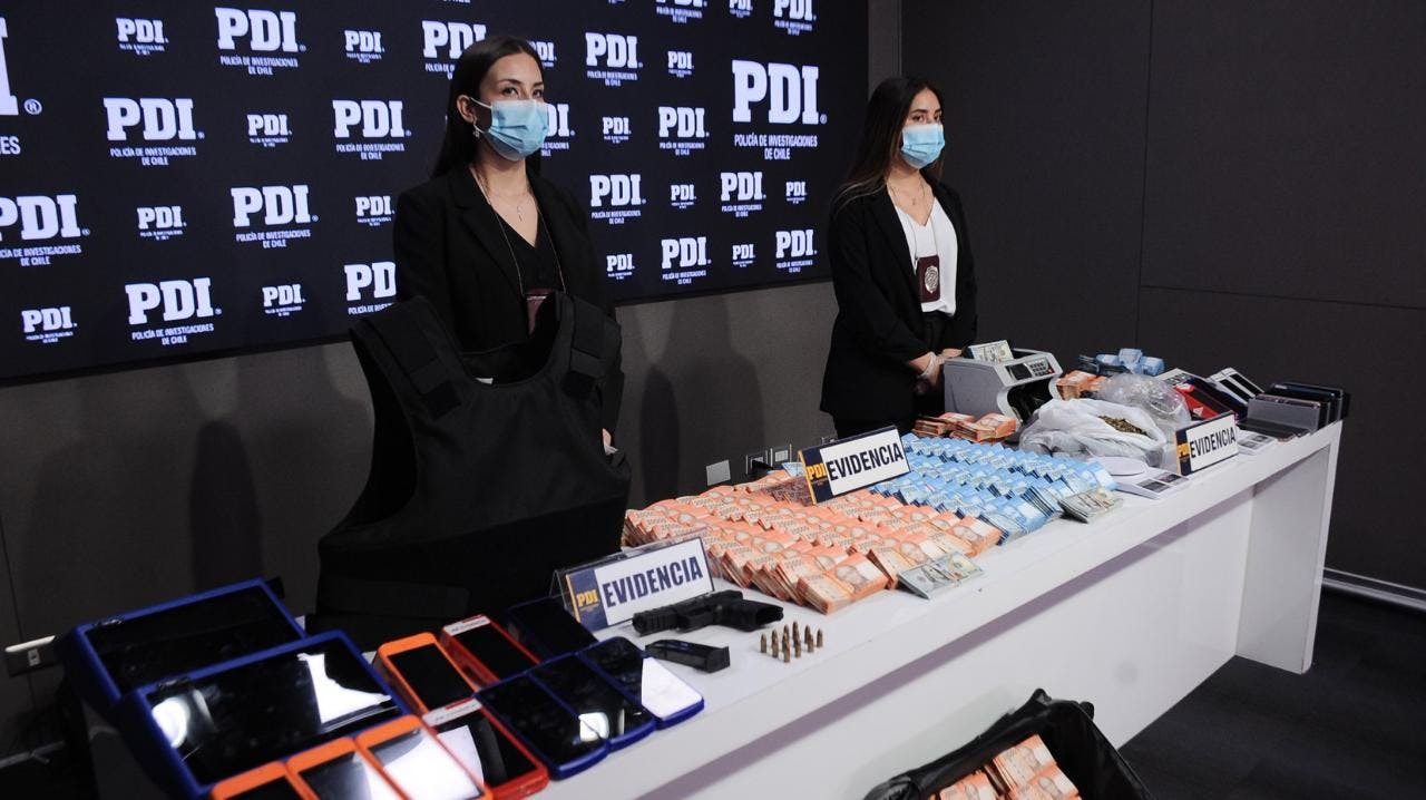 Operación “Muralla Oriental”: PDI detiene a más de 25 personas en Barrio Meiggs por vinculación con mafia china