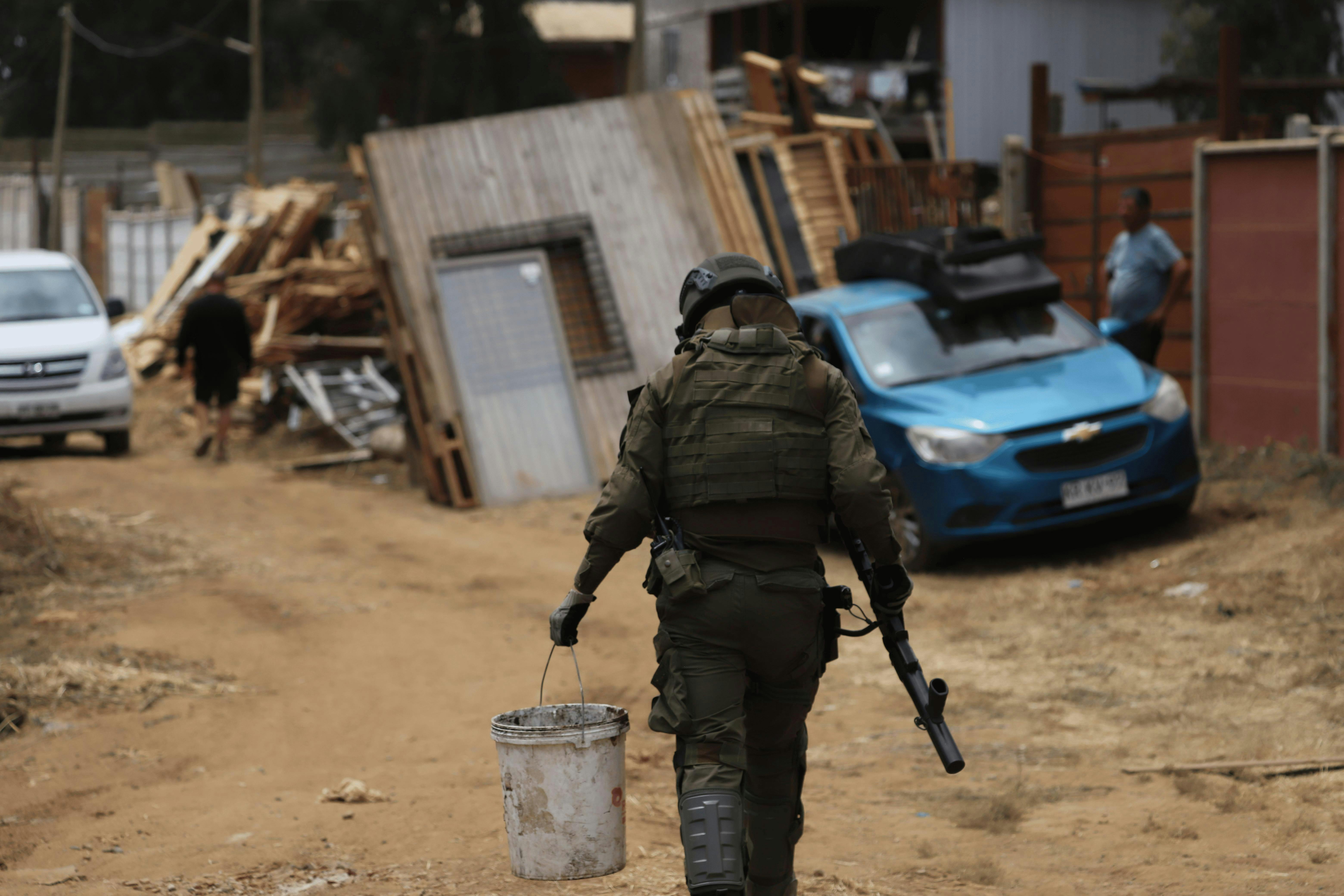 Desalojo de megatoma de San Antonio “puede volverse una crisis humanitaria”, según investigadora