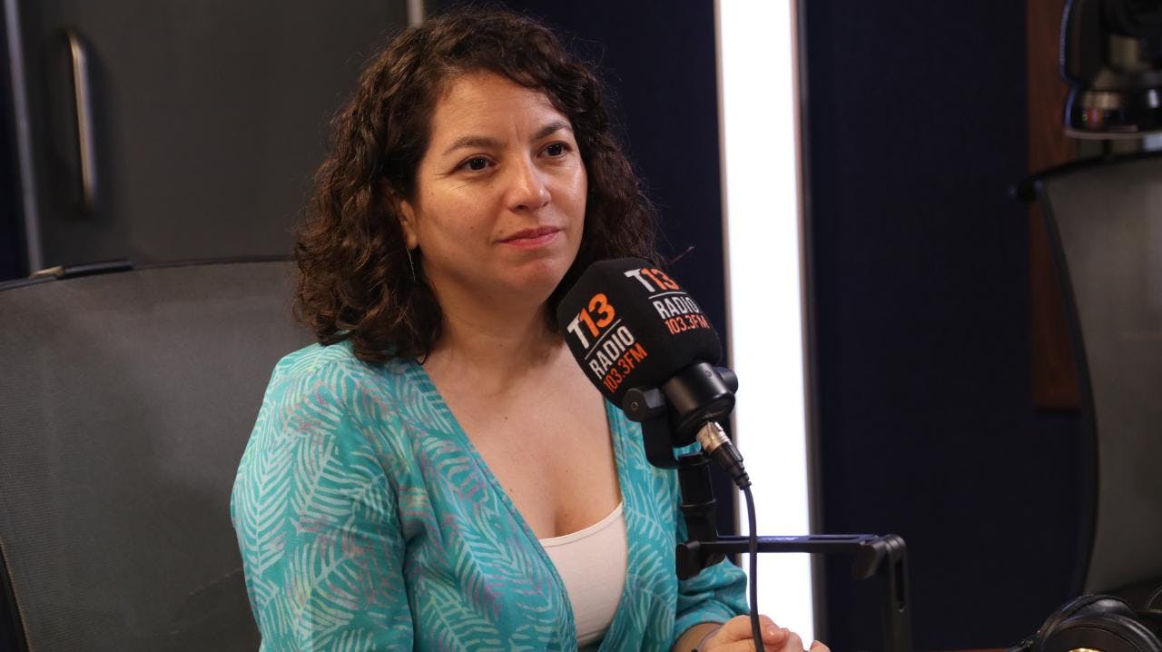 Ministra Javiera Toro por Ley de Cuidados: "El trabajo de cuidados no remunerado equivaldría a más del 19% del PIB"