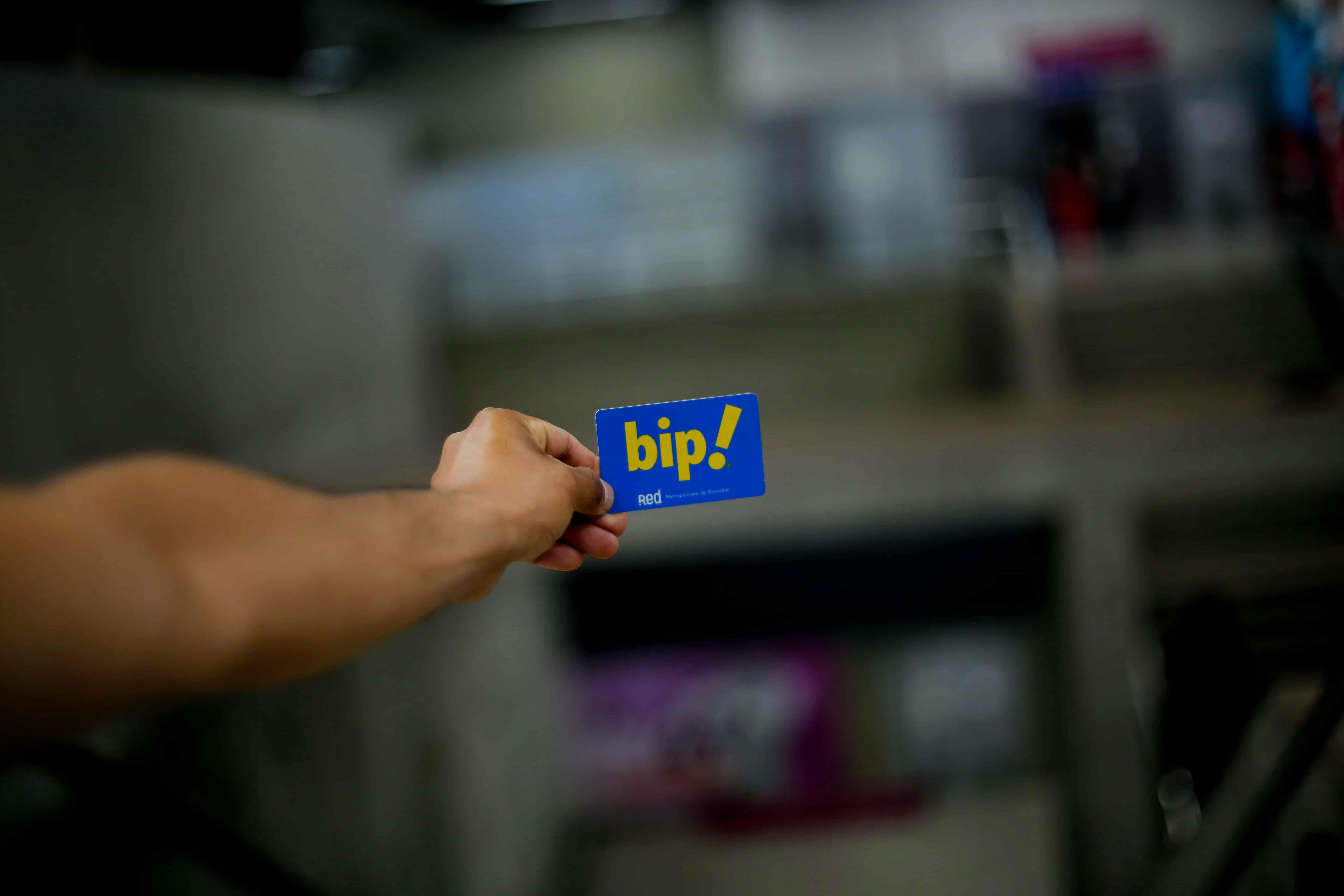 Metro inicia este viernes pago con tarjetas bancarias: ¿cómo activarlo?