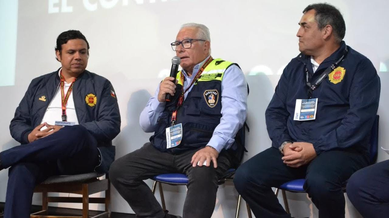 Experto químico por "bola de fuego” en Renca: “Los estanques y camiones no resisten rupturas catastróficas”