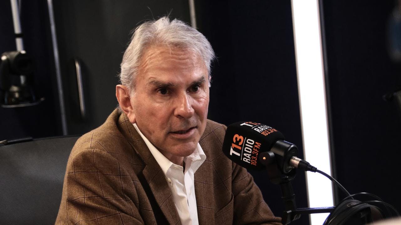 Senador Moreira (UDI) y polémica por cable chino: "Aquí hubo improvisación y contradicciones, el Gobierno ha manejado muy mal este tema"