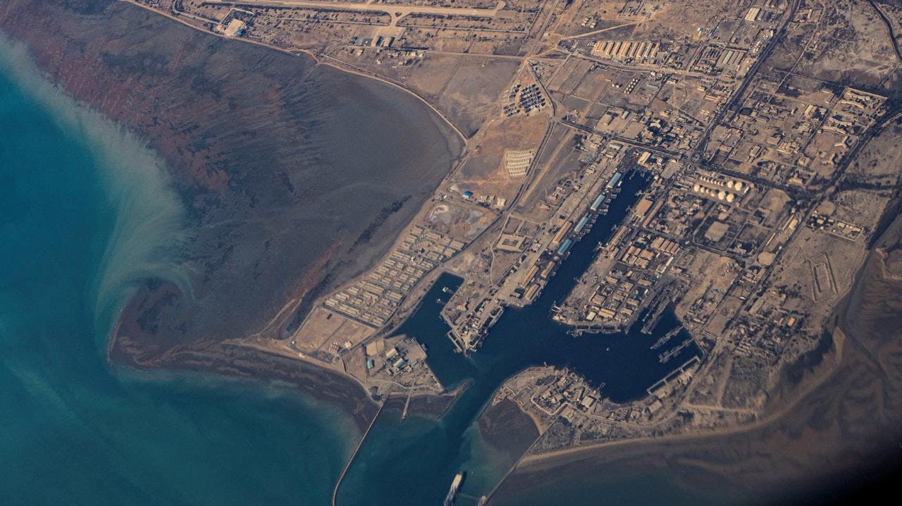 Las acciones y los bonos caen ante el conflicto en Medio Oriente y los temores de un shock prolongado en los precios de la energía