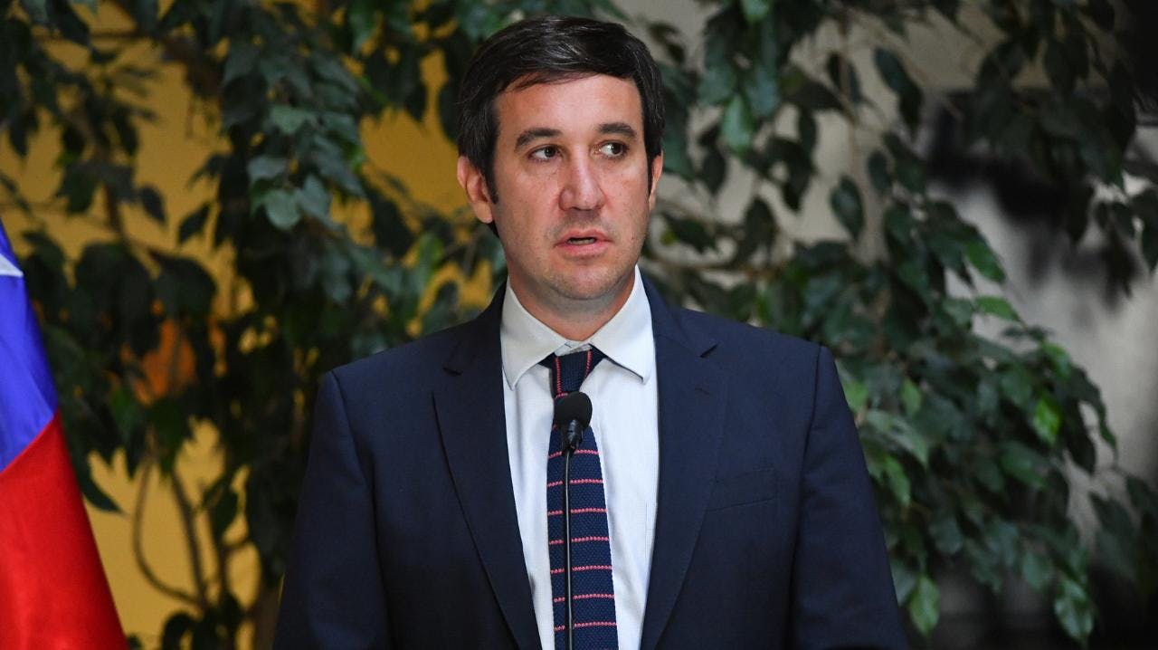 Guillermo Ramírez (UDI) por polémica del cable chino: "Boric nos deja en un lugar donde nunca quisimos estar. Nos hace elegir entre Estados Unidos y China”