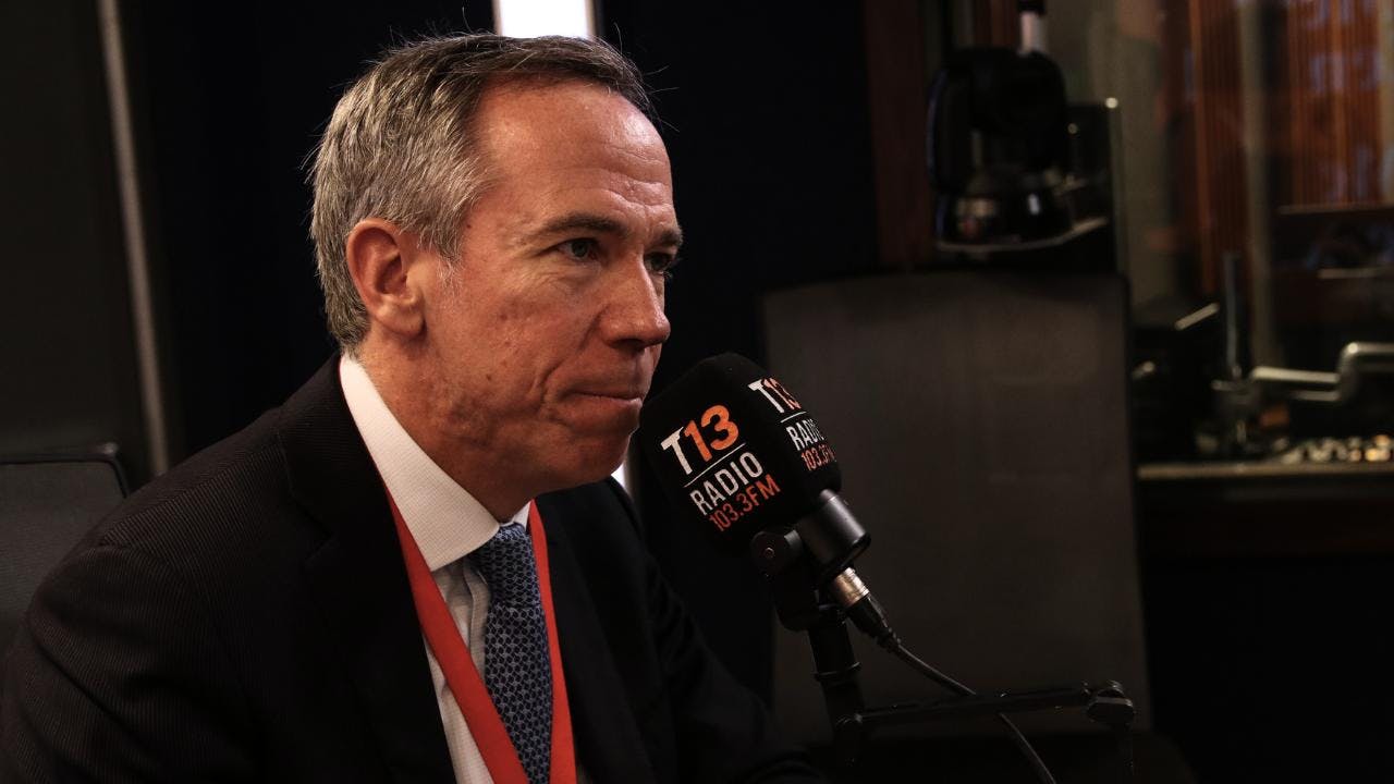 Presidente de la Cámara, Jorge Alessandri (UDI): "Yo no habría puesto el tema de los indultos al principio del gobierno"