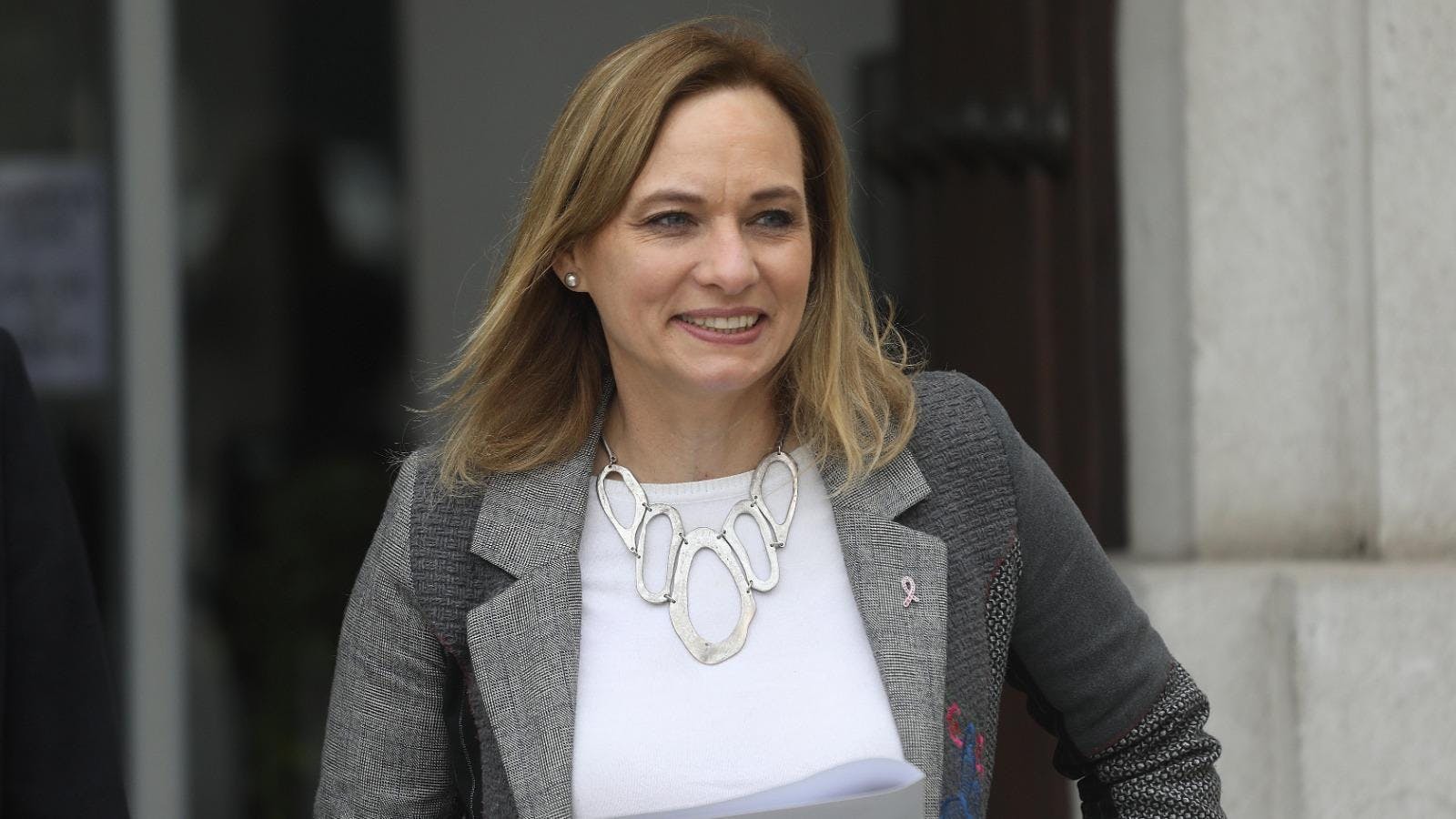 Carolina Goic por alerta sanitaria oncológica: “Estamos hablando de recursos que pueden salvar vidas”