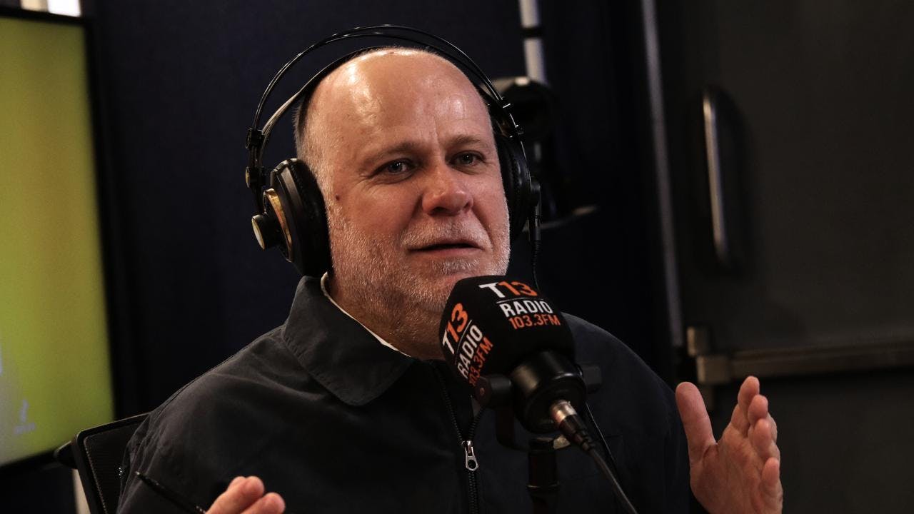Álvaro Elizalde: "Chile hoy día no está peor que hace cuatro años atrás, está mejor en todos los indicadores"