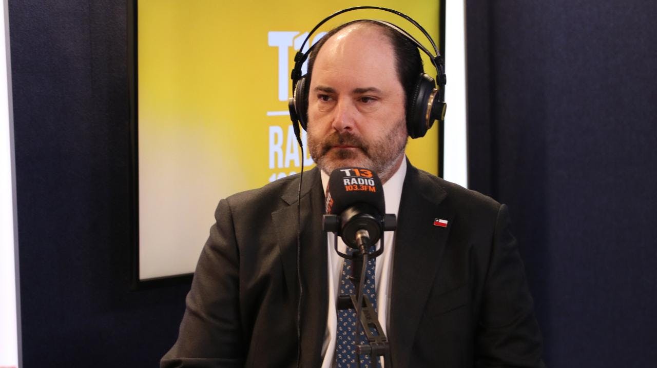 Ministro Rau por desempleo: "Tenemos que actuar con urgencia, 38 meses sobre el 8% no lo habíamos visto antes"