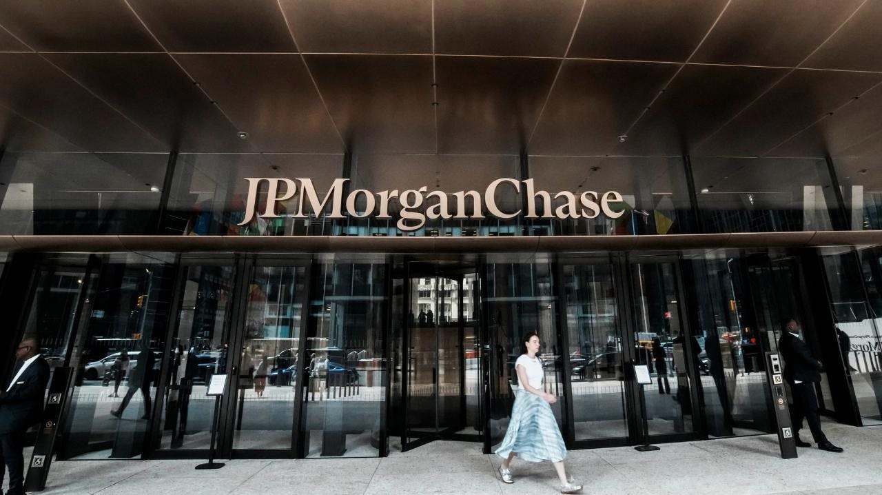 Las ganancias de JPMorgan aumentaron un 13% en el primer trimestre, superando los 16.400 millones de dólares