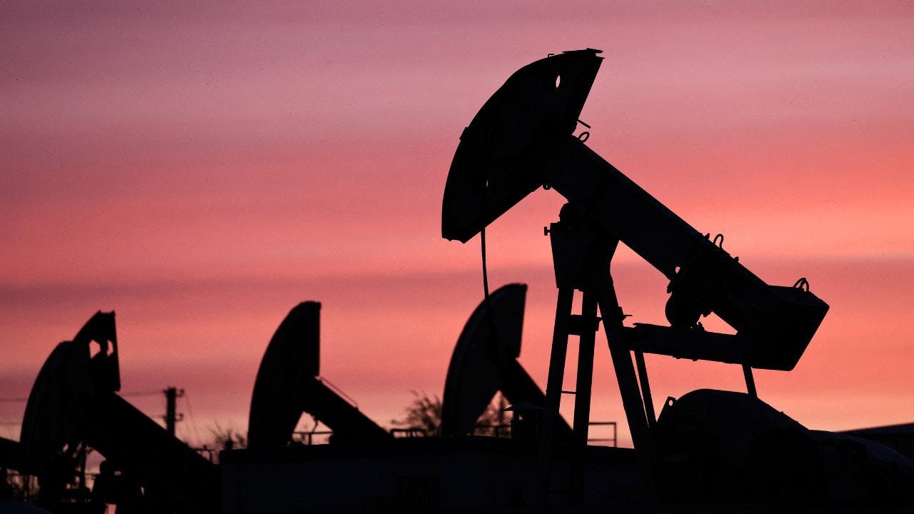 ¿El fin de la era petrolera? El "ahora o nunca" de Emiratos Árabes