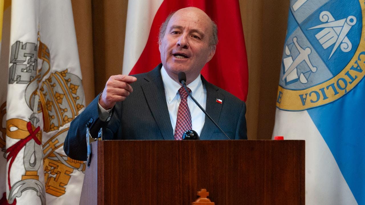 Axel Christensen por Chile Day en Nueva York: "En un mundo mucho más incierto, el tema fiscal toma una notoriedad mayor"