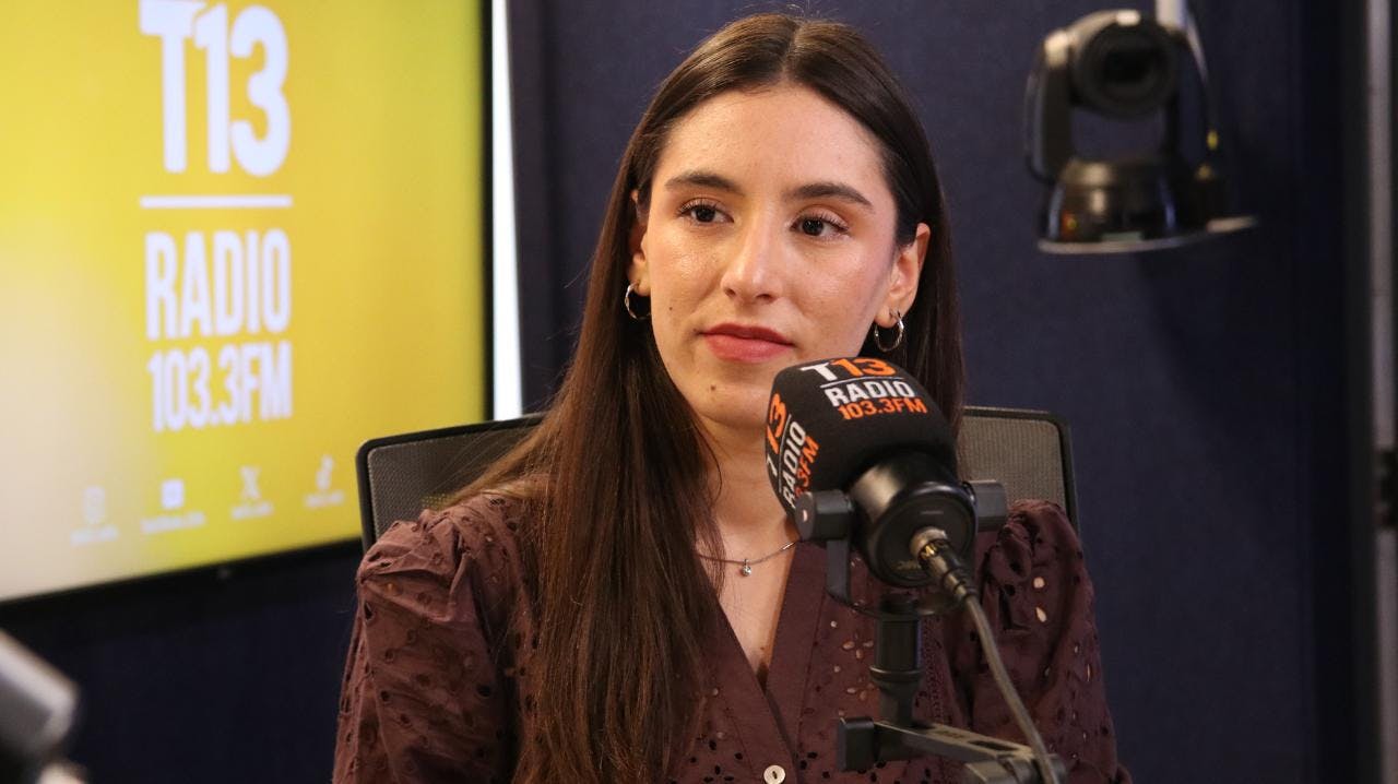 Valentina Apablaza, economista OCEC-UDP, por inflación: "Los combustibles explican tres cuartas partes de la variación del IPC en abril"