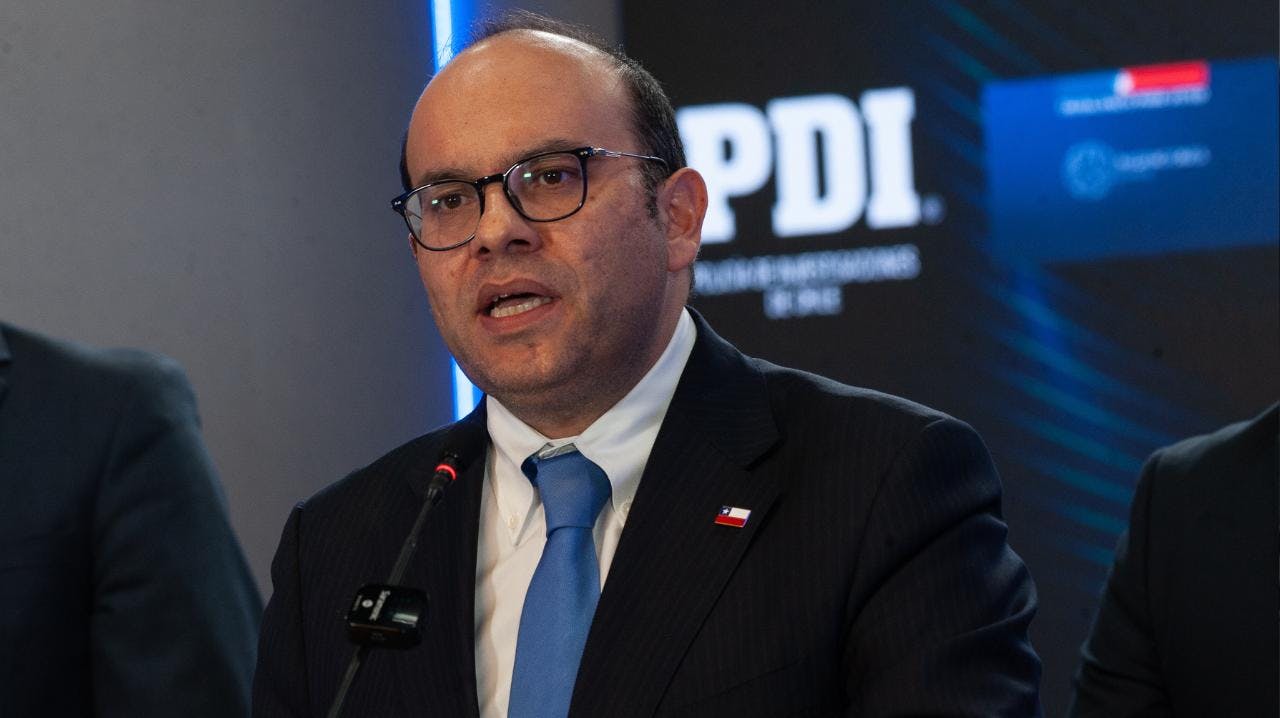Subsecretario Máximo Pavez aclara indicación migratoria: "Aquí no hay una obligación de reporte ni de denuncia (...) me declaro sorprendido de que esa sea la lectura"