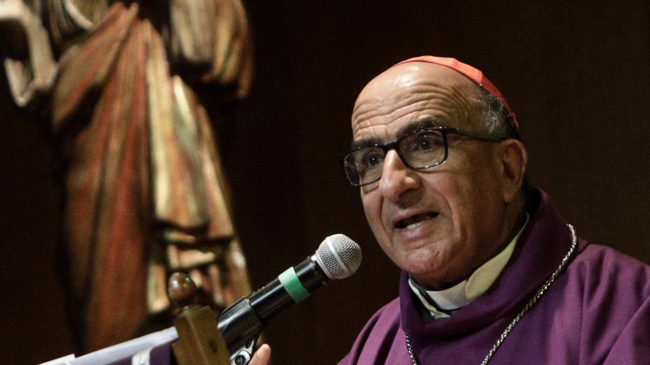 Cardenal Chomali: "Estamos más preocupados en qué va a caer el otro que en hacer un aporte a un Chile que lo necesita urgente"