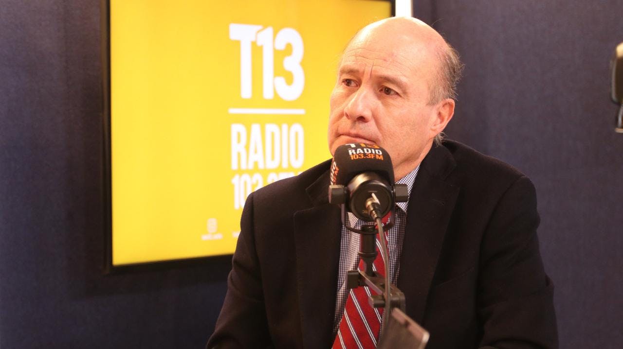 Ministro Quiroz y proyecto de Reconstrucción Nacional: "Lo que tenemos en términos de apoyo ya es suficientemente bueno"