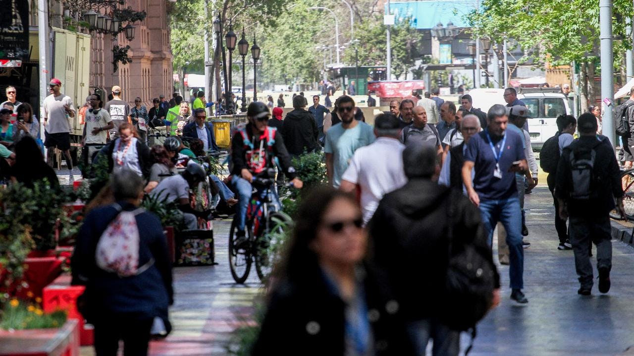 Desempleo vuelve a subir: alcanza cifra más alta en 5 años con una tasa de 9,4%