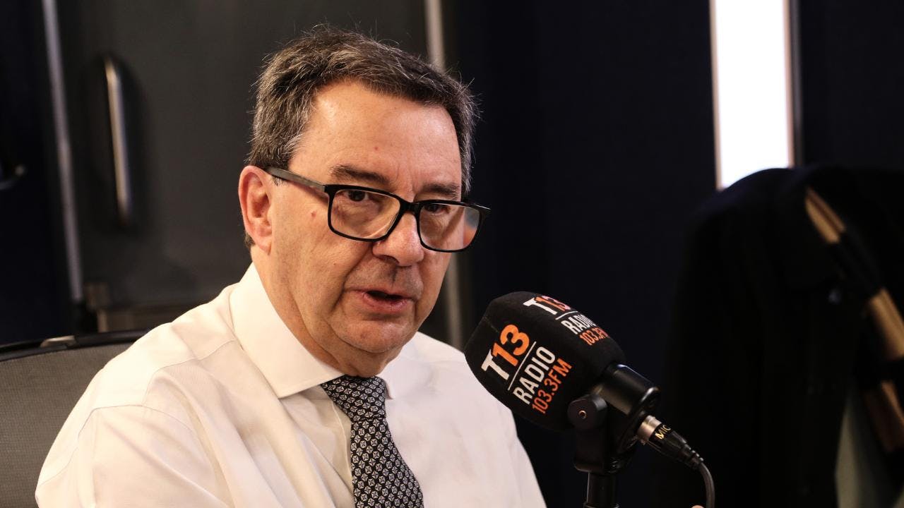 Ministro de Defensa, Fernando Barros: "Las Fuerzas Armadas no están para los turbazos, desórdenes o situaciones delictivas"