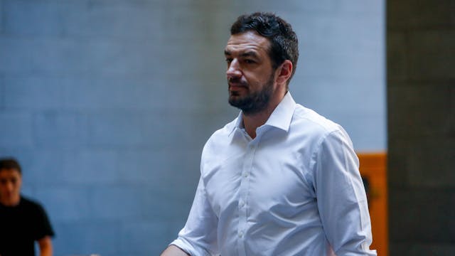 Vodanovic por FFAA en la calle: "Los militares podrían recibir algún tipo de preparación para apoyar a Carabineros"