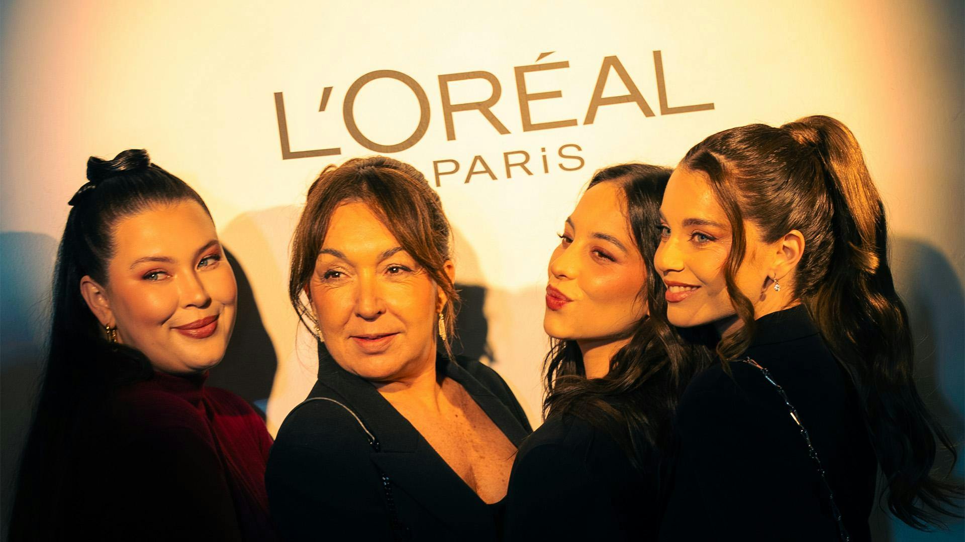 Una noche con esencia parisina: así se vivió el debut del Tap&Go Tour de L'Oréal Paris