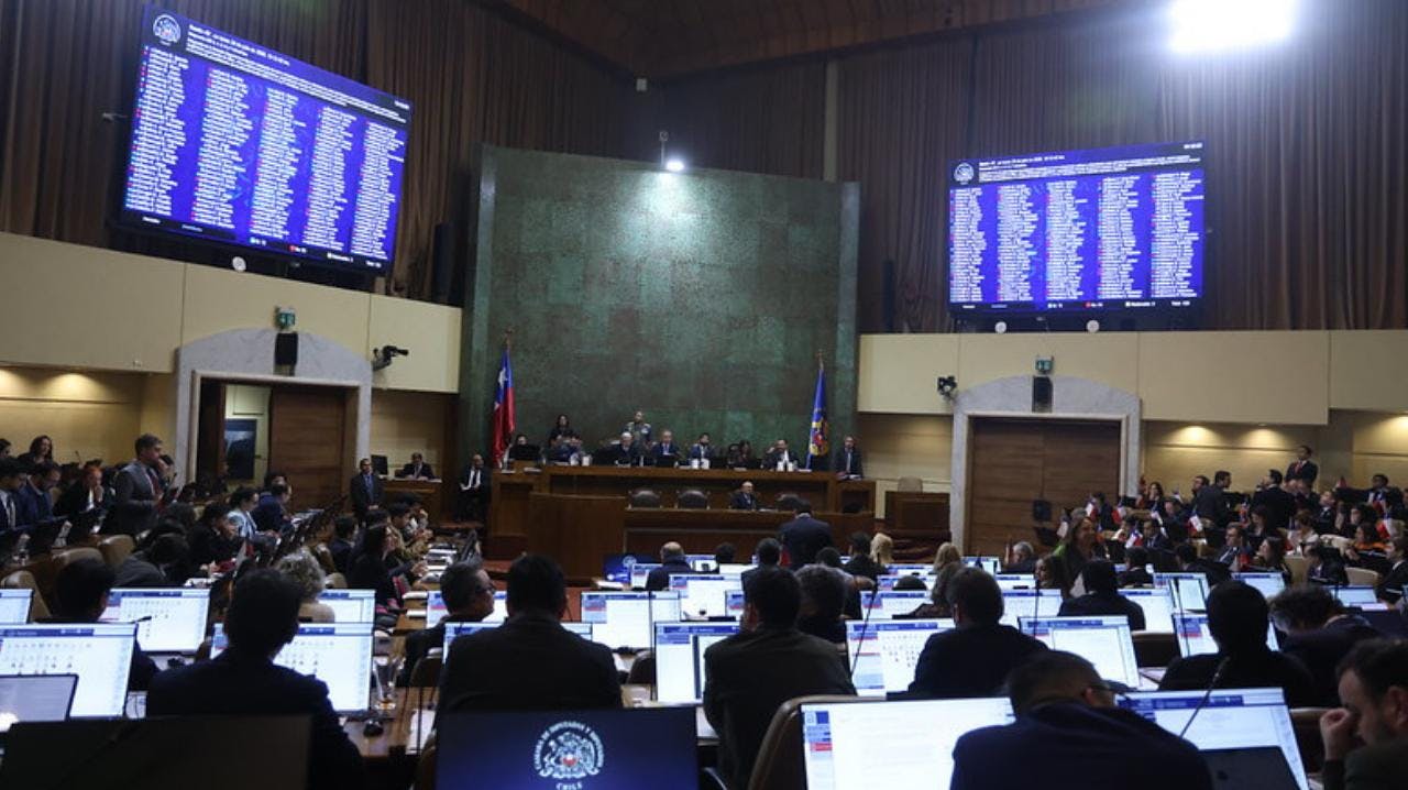 Megarreforma: el grueso del proyecto fue aprobado y uno de los artículos será enviado a comisión mixta.