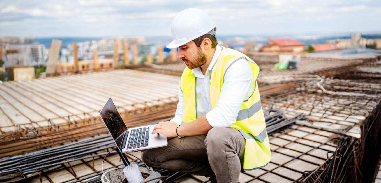 Ingeniería en Construcción: Cómo la tecnología está redefiniendo el perfil de estos profesionales