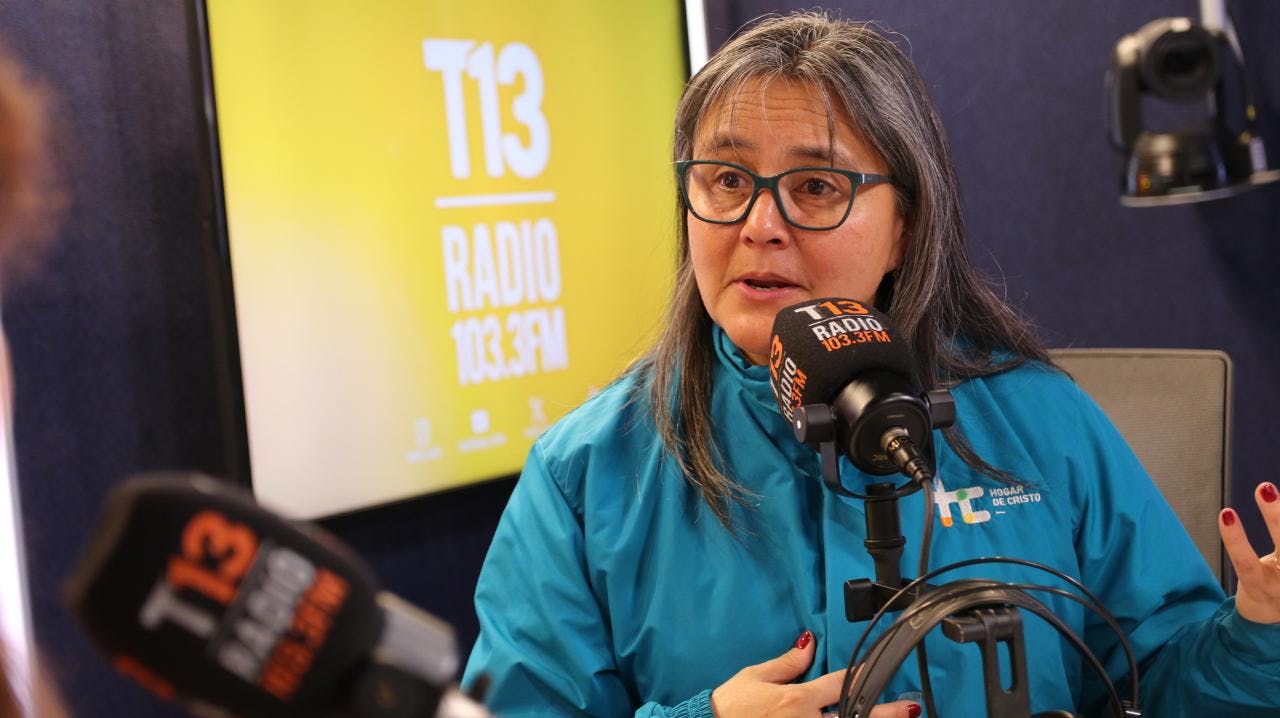 Directora social del Hogar de Cristo sobre auxilio a personas en situación de calle: "Hay que considerarlo como una mirada paliativa, no es una solución"