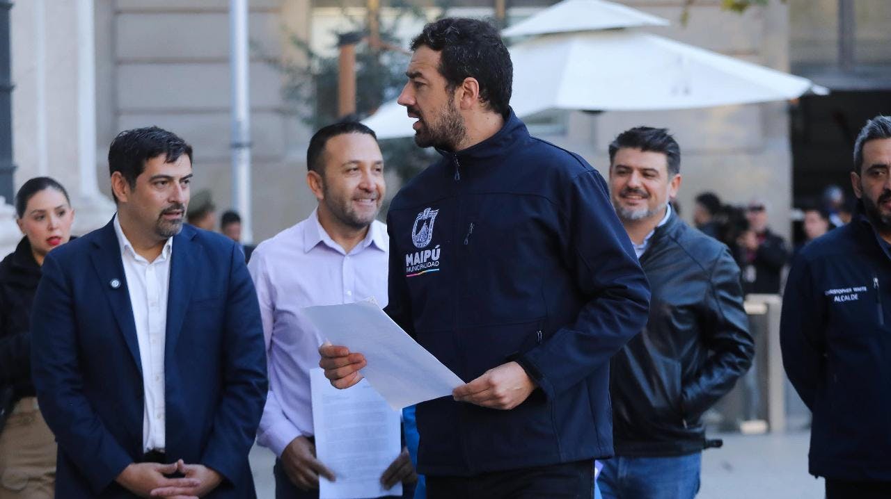 Alcalde Vodanovic (Maipú): "Como alcaldes progresistas jamás hubiésemos aceptado que mediante impuestos generales se compensen las contribuciones"