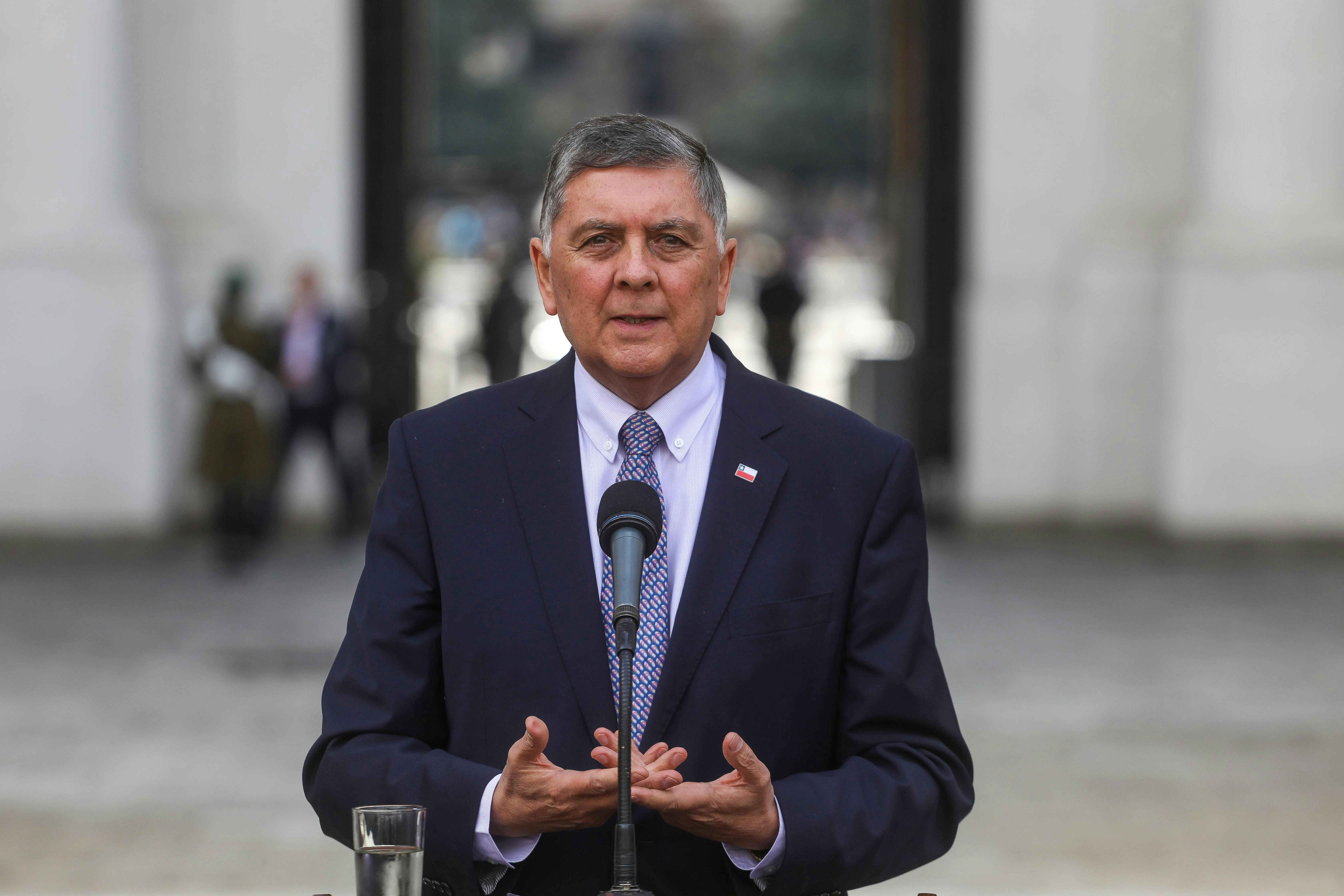 Biministro Alvarado: "Mientras esté en un cargo público, no me eximiré del pago de contribuciones"