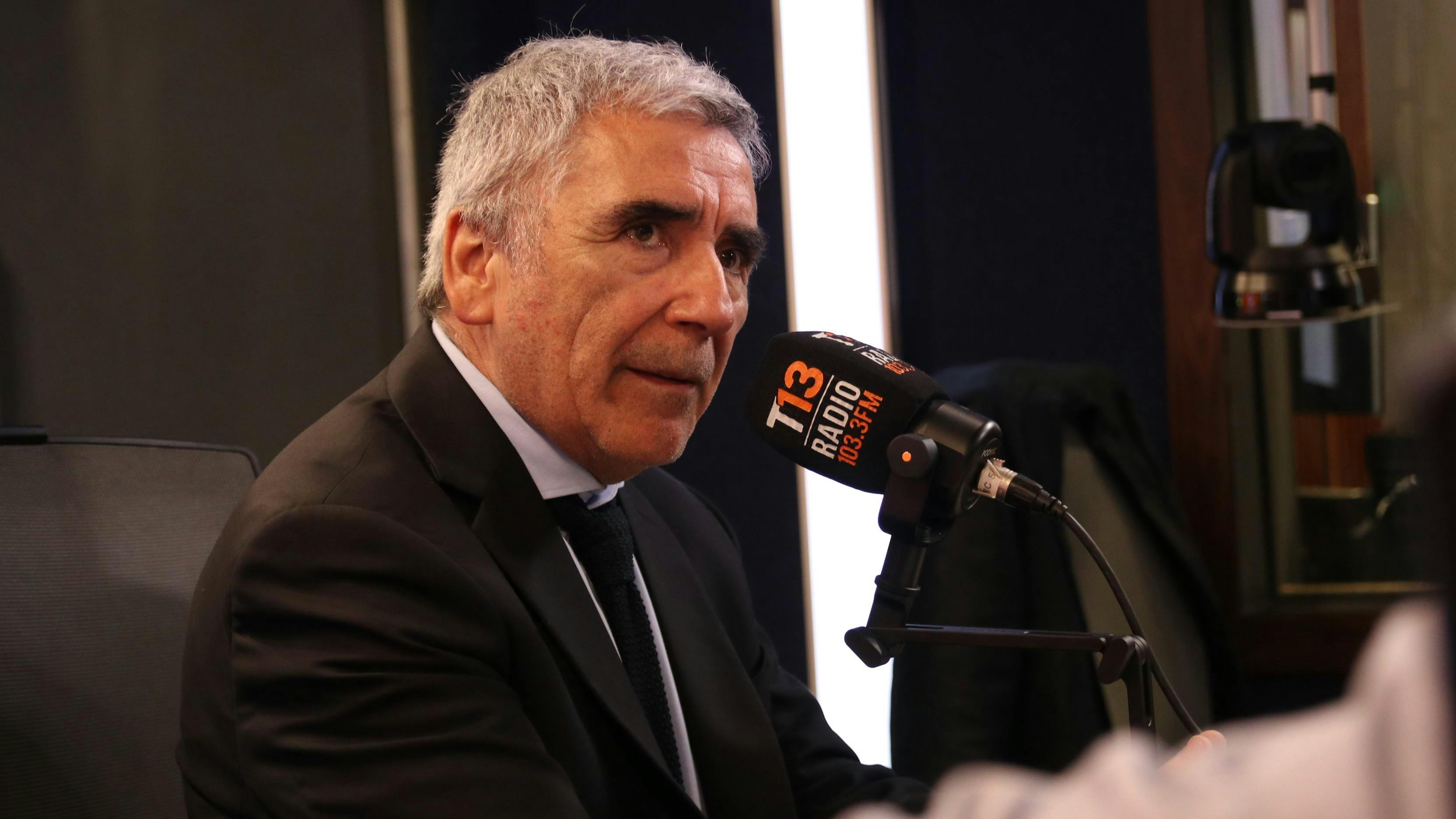 Rector UDP, Carlos Peña: “Se aplica una vara distinta a un gobierno de derecha que a un proyecto como fue la candidatura de Jeannette Jara”