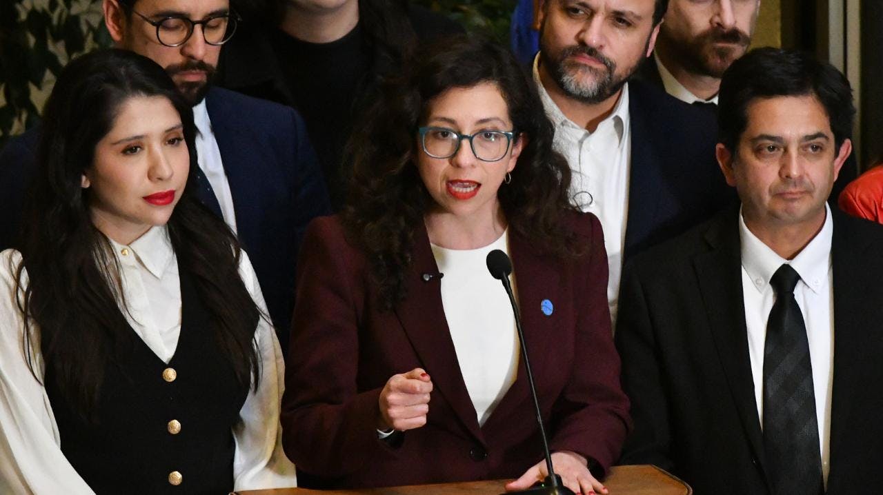 Gael Yeomans (FA) critica reforma constitucional de Seguridad: “No es de seguridad, es una reforma constitucional que más bien nos vuelve al pasado”