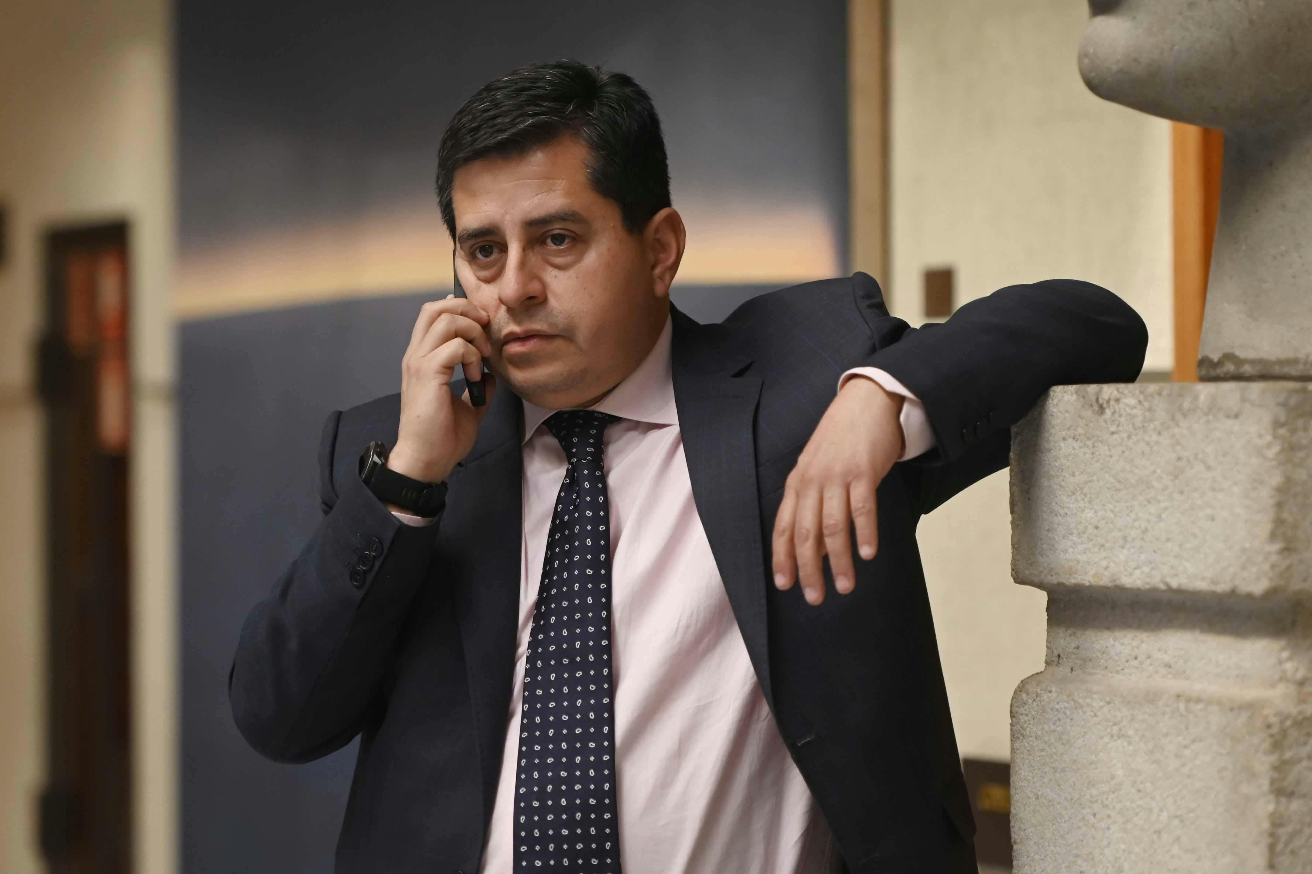 "Lo más prudente es retirar esta reforma": Pedro Araya por reforma de seguridad