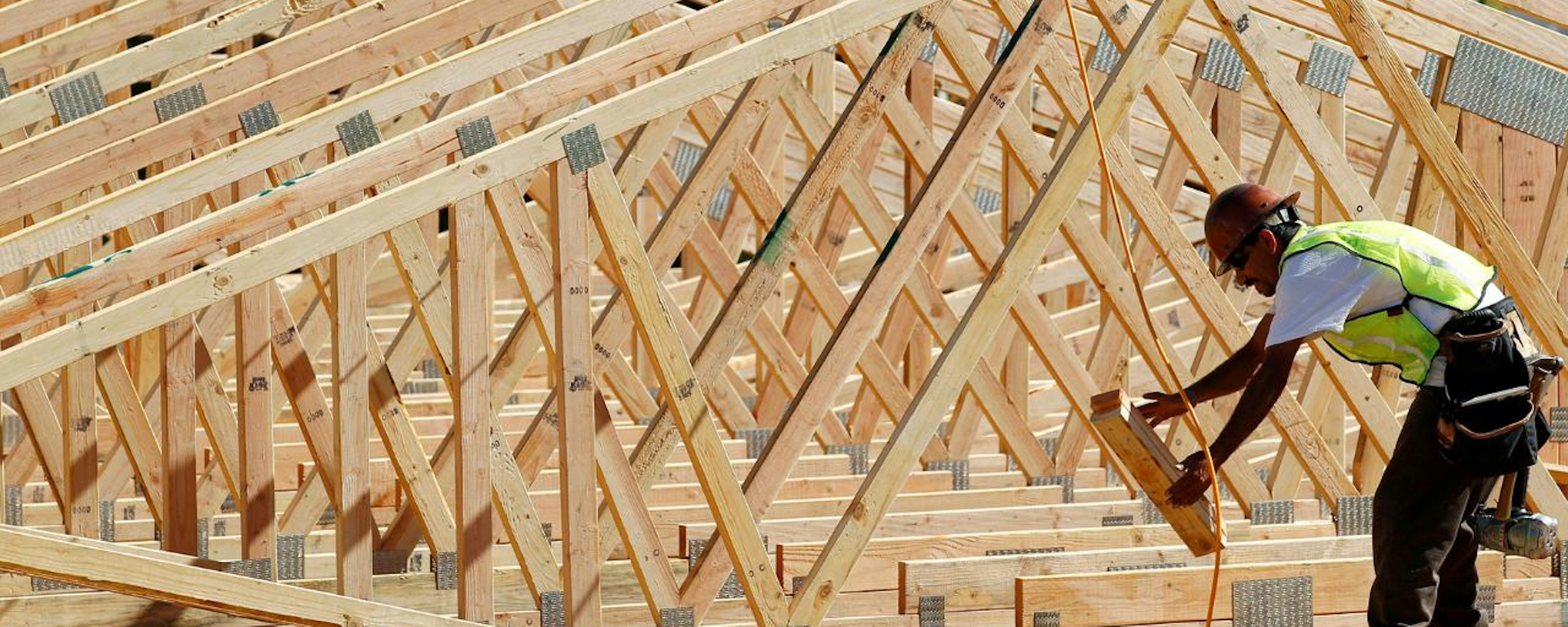 Economía de Estados Unidos sorprende con la creación de 162 mil puestos de trabajo en agosto