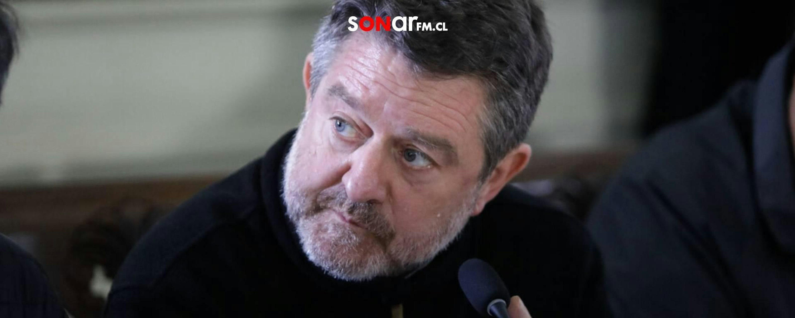 Claudio Orrego se opone a cambiar el nombre de la Región Metropolitana por Región Metropolitana del General Baquedano