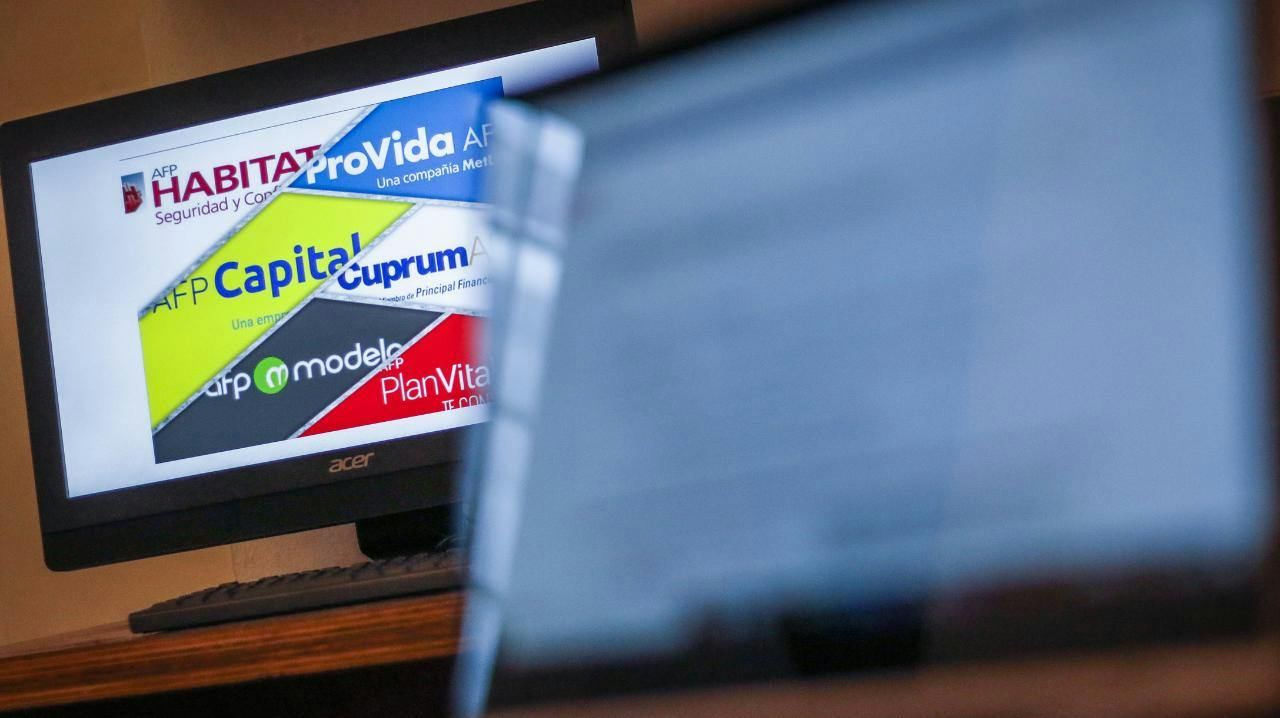 Superintendencia de Pensiones abre procedimiento sancionatorio contra las AFP por caída de fondos D y E