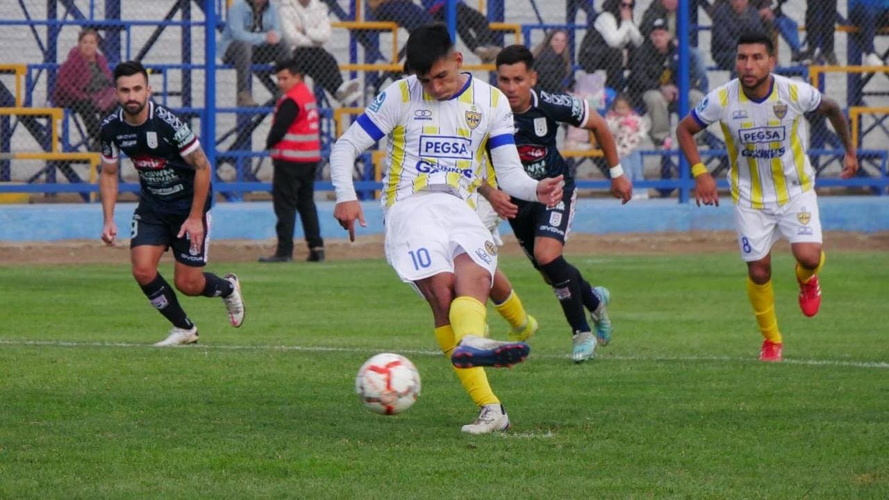 El máximo goleador chileno a nivel local en 2024 se confesó con La Liga 2D: Quiero dar el saltito