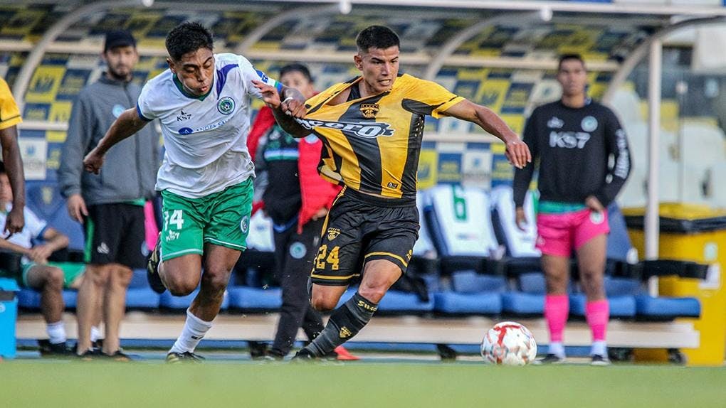 ¿Dónde ver Puerto Montt vs Fernández Vial? Horario y cómo ver en vivo la Segunda División Profesional en La Liga 2D