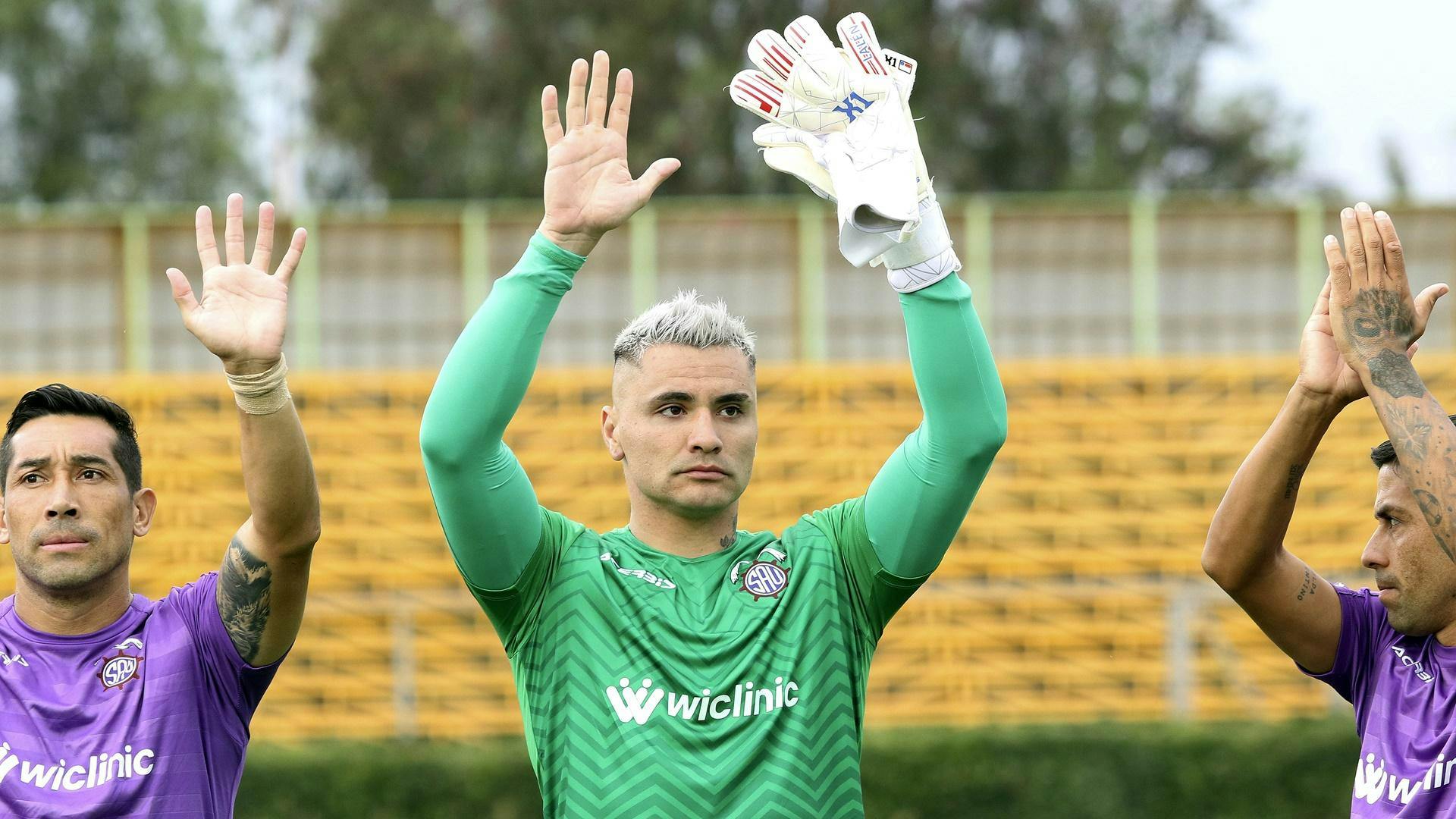 San Antonio Unido ofrece contrato vitalicio a Cristóbal Campos en #LaLiga2D: Su fuerza es tremenda