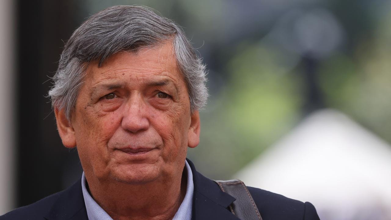 Lautaro Carmona por desmarques de Jara del Gobierno: "No es continuidad del Gobierno. Recoge con sentido crítico los avances, pero también los vacíos y los errores  del Ejecutivo"