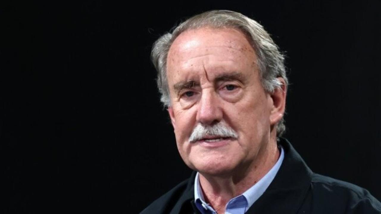 Eduardo Artés sobre el Presidente Boric: “Es el continuador del modelo neoliberal, ¿o me va a decir que es de izquierda?”